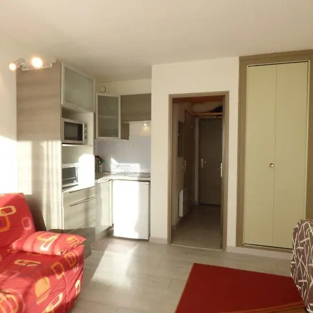 Studio Cosy Au Pied Des Pistes - 4 Pers, Balcon, Ascenseur, Casier A Skis, Parkings Gratuits - Fr-1-602-31 *